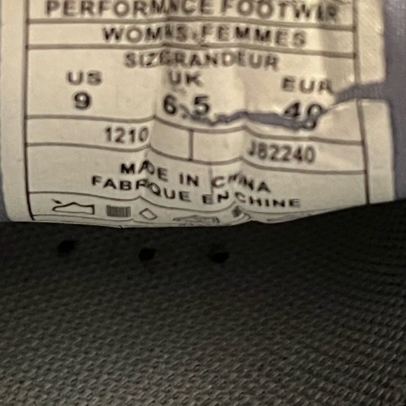 Merrell Waterproof Shoes Sz 9 - Picture 9 of 9